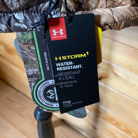 Women’s XStorm Under Armour Jacket - Picture 2 of 12